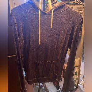 Women’s sweatshirt